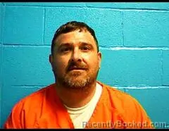 Mugshot of STEVEN J MORRIS booked in St Mary County, Louisiana on May 4, 2026