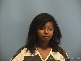 Mugshot of TERIONE SMITH