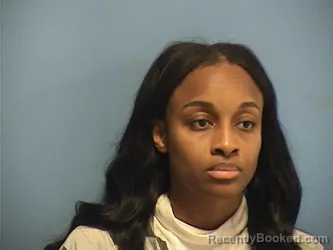 Mugshot of DANIELLE THOMAS