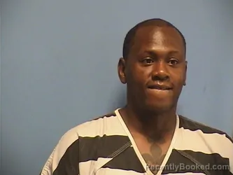 Mugshot of JAMAL THOMPSON booked in St Tammany County, Louisiana on April 15, 2026