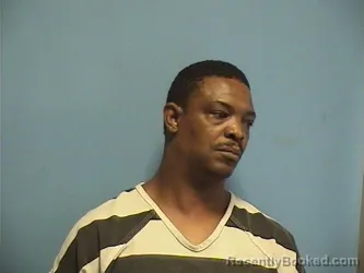 Mugshot of CARLOS MCCRAY booked in St Tammany County, Louisiana on July 16, 2026