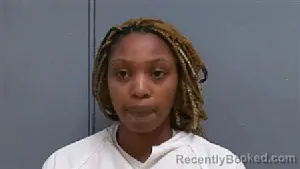 Mugshot of DANYELI ALUNDA LONG