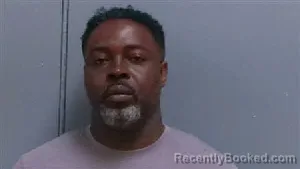 Mugshot of LORENZO KENARD CEASAR booked in Darlington County, South Carolina on April 2, 2026