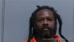 Mugshot of ANDRE SHEMEKE HUGGINS