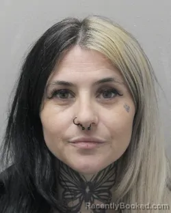 Mugshot of LEEZA MARAE MALONE