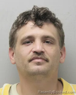 Mugshot of Shea Joseph Barton booked in Vermilion County, Louisiana on September 29, 2026