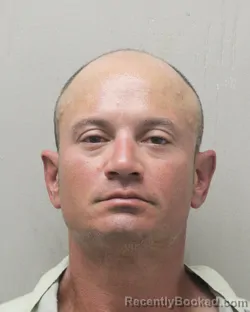 Mugshot of HECTOR PENA PEREZ booked in Vermilion County, Louisiana on May 24, 2026