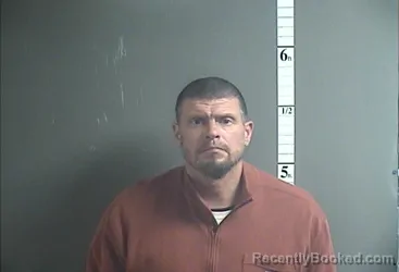 Mugshot of RICHARD H PLUMMER