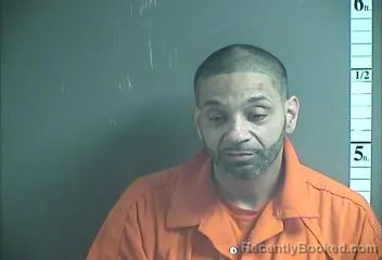Mugshot of ARMANDO GOMEZ
