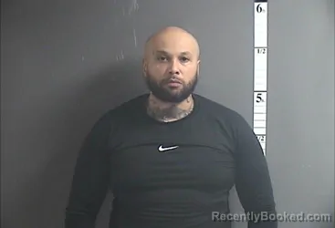 Mugshot of CARLTON R GOLDSBORO