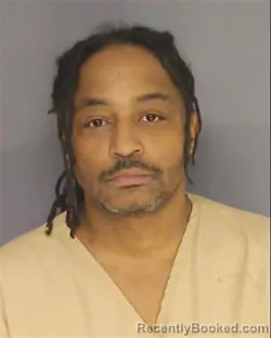 Mugshot of MICHAEL JAMES