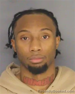 Mugshot of YASIR N HOLLEY