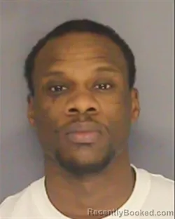 Mugshot of LAWRENCE HALL