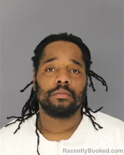 Mugshot of RASHON S LETT