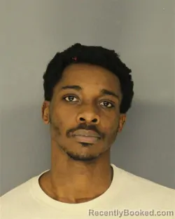 Mugshot of KESHAWN D BREAKER