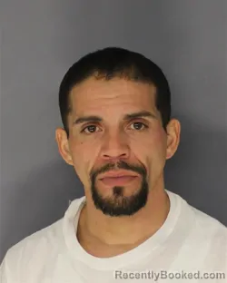 Mugshot of JESUS L CRUZ