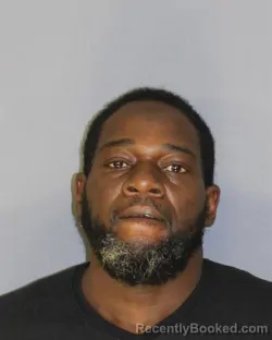 Mugshot of SENECA R ROBINSON