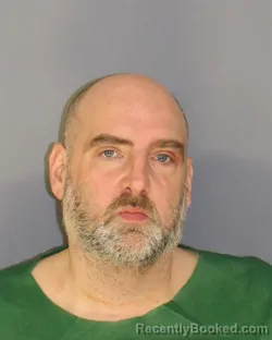 Mugshot of MICHAEL J MURRAY