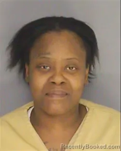 Mugshot of QUANITA DIXON
