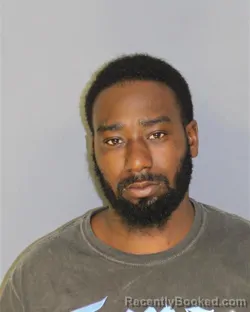 Mugshot of YAHZEA F WOODEN