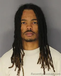 Mugshot of JALEEL A LINDSEY