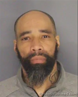 Mugshot of KAREEM S AWKARD