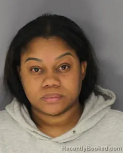 Mugshot of LOTOYA T ROBINSON booked in Essex County, New Jersey on March 21, 2026