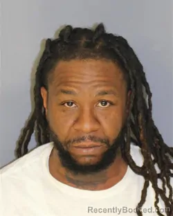 Mugshot of SADIQ F CALLOWAY booked in Essex County, New Jersey on March 30, 2026