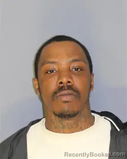 Mugshot of NATISE E LANGLEY booked in Essex County, New Jersey on March 31, 2026