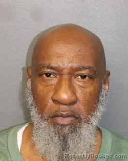 Mugshot of DERRICK SESSOMS booked in Essex County, New Jersey on March 31, 2026