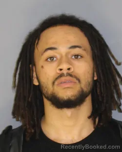 Mugshot of JAYDEN C ROSS