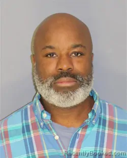 Mugshot of RYESHON PETEET booked in Essex County, New Jersey on April 23, 2026