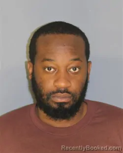 Mugshot of DERRICK A COTTLE booked in Essex County, New Jersey on April 25, 2026