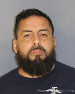 Mugshot of WILLIAM MENDEZ booked in Essex County, New Jersey on April 25, 2026