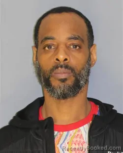 Mugshot of NAAFI DIGGS booked in Essex County, New Jersey on April 27, 2026