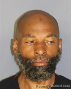 Mugshot of DERRICK D WILLIAMS booked in Essex County, New Jersey on April 27, 2026