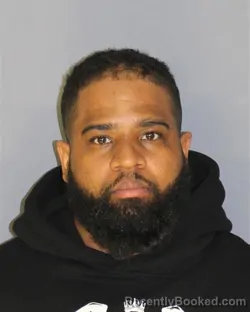 Mugshot of JONATHAN JOSEPH booked in Essex County, New Jersey on May 1, 2026