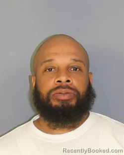Mugshot of JAMAL M ROZIER booked in Essex County, New Jersey on May 5, 2026