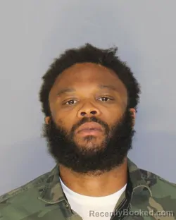 Mugshot of ERIC W WHITE booked in Essex County, New Jersey on May 6, 2026