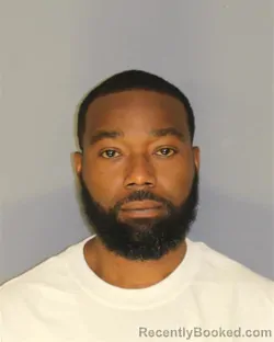 Mugshot of DARNELL MARSHMON booked in Essex County, New Jersey on June 26, 2026
