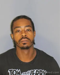 Mugshot of SHAQUIL I UPSHAW booked in Essex County, New Jersey on June 26, 2026