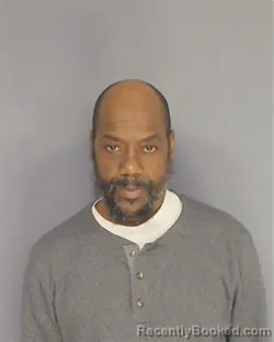 Mugshot of REGGIE L CARTER booked in Essex County, New Jersey on July 2, 2026