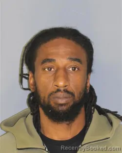 Mugshot of ALQUAN DWIGHT booked in Essex County, New Jersey on July 7, 2026