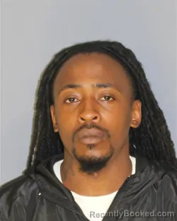 Mugshot of DAYVON N SAVAGE booked in Essex County, New Jersey on July 8, 2026