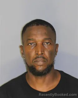 Mugshot of MICHAEL JOHNSON booked in Essex County, New Jersey on August 5, 2026