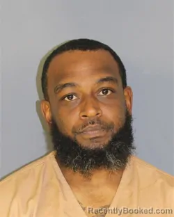 Mugshot of Treshard B Vandunk booked in Essex County, New Jersey on August 17, 2026