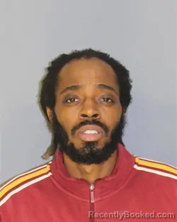 Mugshot of Deshaun T Banks-Norwood booked in Essex County, New Jersey on August 19, 2026