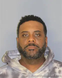 Mugshot of Donnell G Nanton-Abney booked in Essex County, New Jersey on August 21, 2026