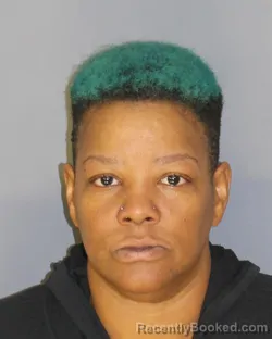 Mugshot of Kyndra S Edmonds booked in Essex County, New Jersey on September 29, 2026