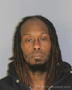 Mugshot of Jermel Oliver booked in Essex County, New Jersey on September 29, 2026